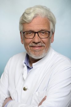 Dr. Christoph Goetz (freigegeben).jpg