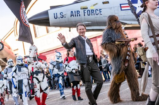 Kostümparade Science Fiction Treffen Speyer.jpg