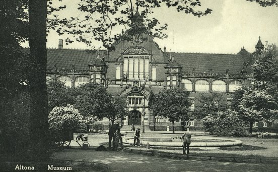 Das Altonaer Museum in den 1930er Jahren, Postkarte, Sammlung Altonaer Museum, SHMH.jpg