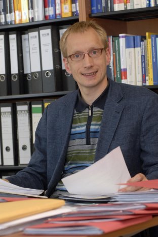 07-206 Prof. Andreas Hoffjan.jpg