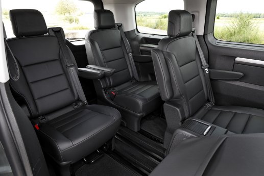 Groraum-VanmitPowerOpelZafiramitneuentwickeltem22-Liter-Diesel (5).jpg