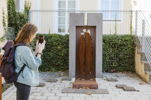 2024_BS_Exkursion-Erinnerungsorte_ma_193_Schweinspoint_Fotograf Martin Augsburger_Bildrechte Bez.jpg