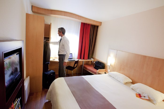 ibis room 2.jpg