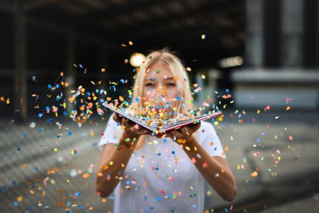 Die Trostpartner-Vermittlung TrostHelden aus Tostedt hat es ins Finale des Public Value Award for Start-ups 2021 geschafft1 140 Start-ups hatten sich beworben. Sieben sind für die Endausscheidung auserwählt – darunter TrostHelden!