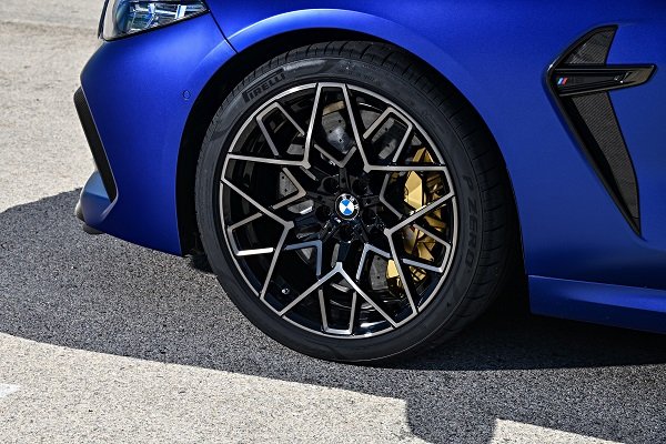 BMW M8 v2.jpg
