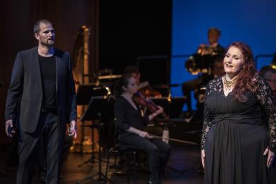 Generalprobe zu "Tristan XS" mit Daniel Johansson als Tristan, Daniela Köhler als Isolde sowie die Essener Philharmoniker (Foto: Matthias Jung/TUP)