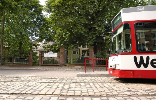 Druckkammerzentrum Freiburg Außenansicht.jpg