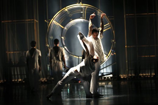 Magnificat_Leizpiger Ballett ©Ida Zenna_quer 2.jpg