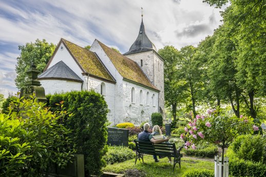 7Bosau-St.-Petri-Kirche©Mönchsweg e.V.-MarTiem Fotografie.jpg