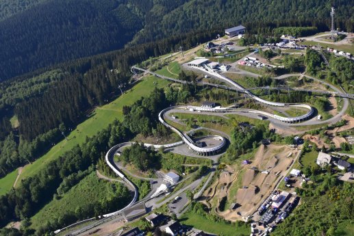 Luftaufnahme VELTINSEisArena_Foto_©Christoph_Hast.jpg