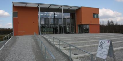 Bibliotheksgebäude auf dem Campus der Theologischen Hochschule Friedensau
