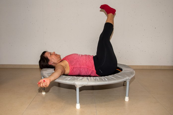 Bild3-Übung_Balance_Swing_Beine kippen.jpg