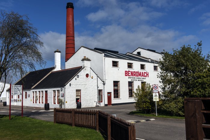 Benromach Distillery 02.jpg