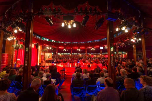 Spiegelzelt Oper Leipzig_Foto Tom Schulze 2.JPG