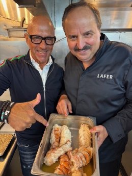 Johann Lafer mit sonnenklarTV Moderator Goofy Förster.jpg