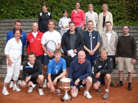 01-2009 Tennis-Turnier Gruppenfoto.jpg