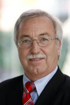 LFB-Vorsitzender-Hans-Peter-Küchenmeister.jpg
