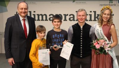 Gewinner mit Erntekönigin und Bauernpräsident