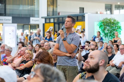 newhousing_2025-messekarlsruhe_juergenroesner_0301.jpg