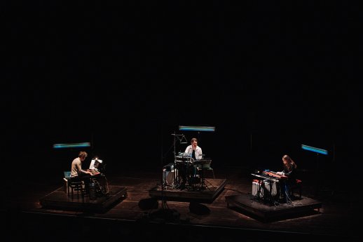 Synthesizer Trio_kiXNQIoC_Detel_Simon.jpeg