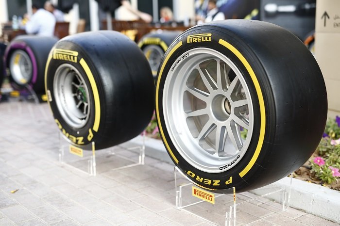 Pirelli Formel 2.jpg
