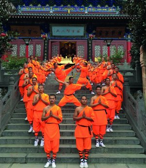 Shaolin Mönche.jpg