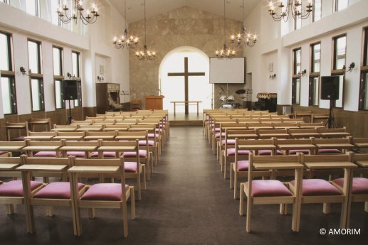 AMORIM_Gospelkirche, Kobe_Korkboden weltweit_klein.jpg