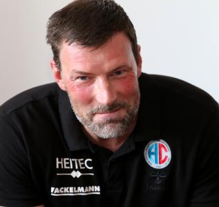 HCE-Trainer Andersson: "Das wird kein Selbstläufer gegen Wetzlar" / (Foto: hl-studios, Erlangen)