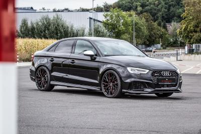 Motorsportlers Daily - Audi RS 3 Limo auf Ultralight Project 3.0