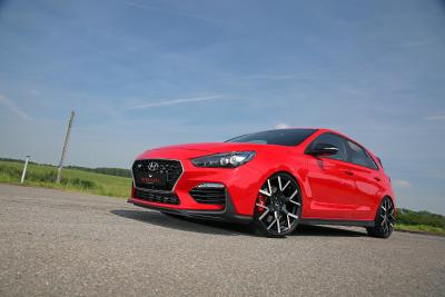 Barracuda Tzunamee EVO am Hot Hatch-Shooting Star Hyundai i30 N