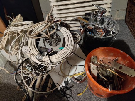 Schrottabholung Aachen – Ihr zuverlässiger Partner für Altmetall und Schrott.jpg