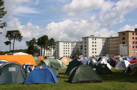 Zeltplatz der Jugendherberge Prora (DJH MV, Bildautor: Kathrin Röder)