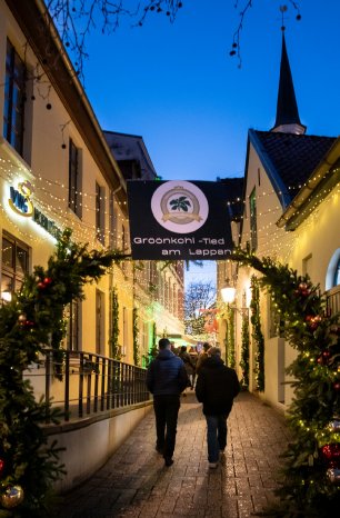 Oldenburg_Gröönkohltied_Lappan_hoch_0836_Henricus Lüschen.jpg