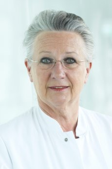 Prof. Dr. Doris Henne-Bruns 600.jpg