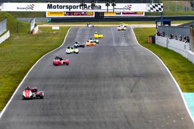 Auch die Internationale Sidecar Trophy beging ihr Saisonfinale in Oschersleben