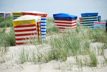 Die beliebten Strandzelte inmitten der Dünen