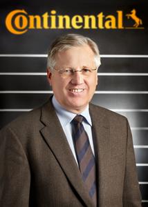 Dr. Hartmut Wöhler, Leiter Marketing & Vertrieb Pkw-Reifen-Ersatzgeschäft EMEA