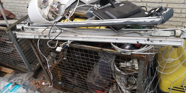 Kostenlose Autoentsorgung und Schrottabholung in Solingen – Schnell, Sicher und Umweltfreundlich.jpg