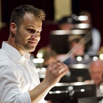 Stefan Diederich_copyright Oper Leipzig_Foto Kirsten Nijhof (2).jpg