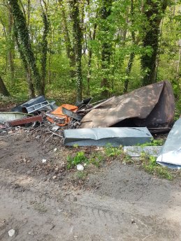 Ihre professionelle Autoverschrottung in Wiehl – Zuverlässig, Transparent und Umweltbewusst.jpg