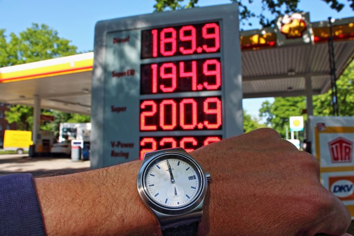 Symbolbild 12-Uhr-Regel.jpg