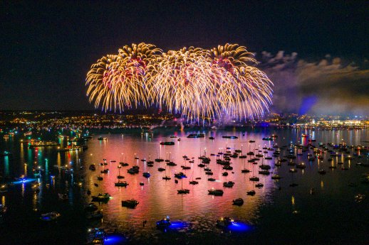 Konstanzer Seenachtfest_Feuerwerk_Copyright AchimMende.gif