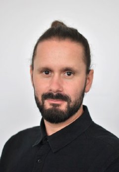 ernst_moritz-1_w530xh0.jpg