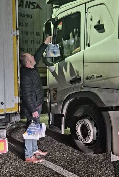 MOLO_Weihnachtsaktion 2025_01.jpg