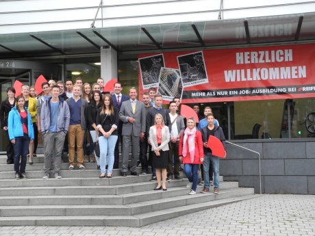 Die REIFF-Gruppe in Reutlingen begrüßt 23 neue Auszubildende.jpg