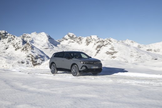 OpelGrandlandElectricAWD (8).jpg