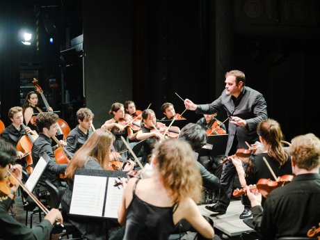 MoritzburgFestivalOrchester2023©DannyOtto.jpg