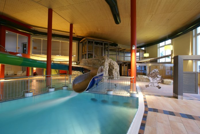 Avance-Hotel_Kinderschwimmbad-Kleinkindbereich.JPG