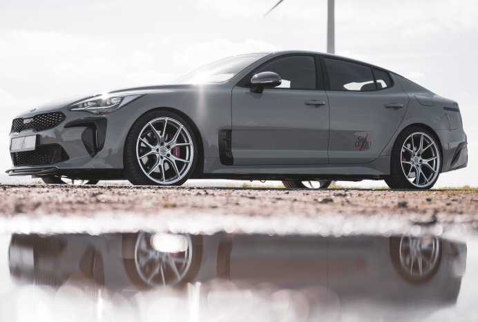 Kia Stinger Barracuda Inferno Silber 9.jpg