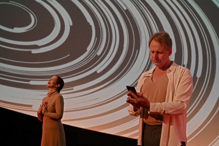 Letzte Nacht der Welt 91 Judith Lilly Raab und Nils Brück ©Jochen Klenk.jpg